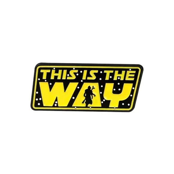 Pin - “THIS IS THE WAY” The Mandalorian  pin - Picture 5 of 6